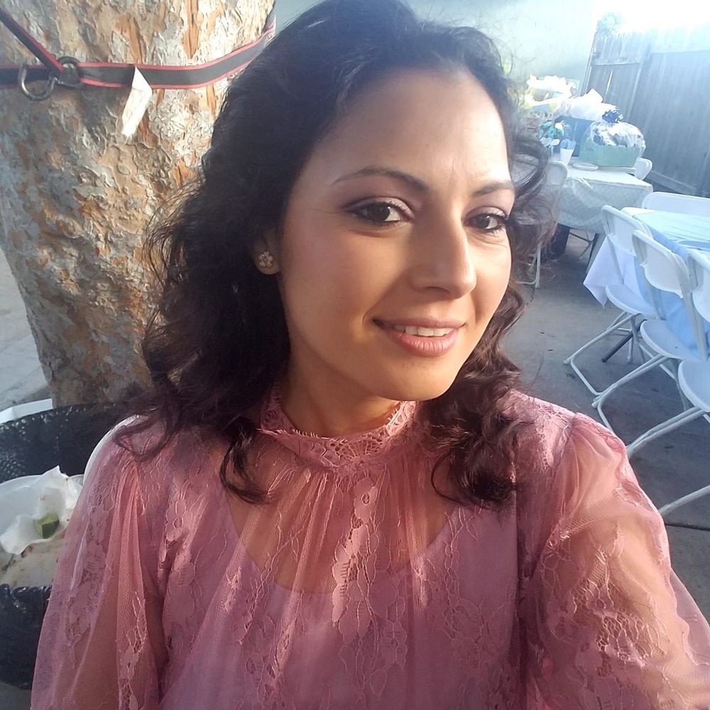 Meet your Posher, Fatima